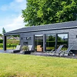 5 Star Holiday Home In Hejls *