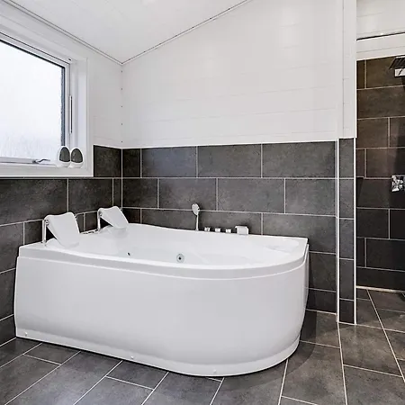 8 Person In Dom wakacyjny *